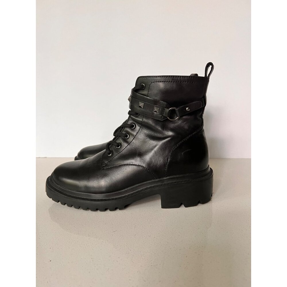 Blondo Cecilia Waterproof Combat black leather Boot Size 8 M